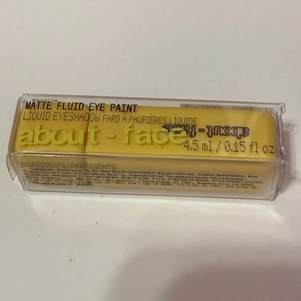 ABOUT FACE Matte Fluid Eye Paint in Incoming